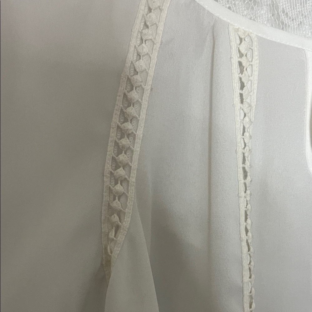 NWT. A. Byer Cream Lace Accent Blouse - Picture 3 of 4
